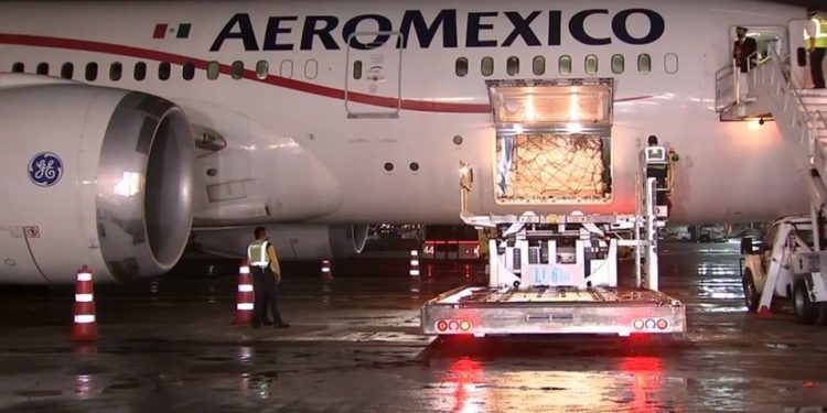 LLEGA A MÉXICO SÉPTIMO VUELO DE CHINA CON INSUMOS CONTRA COVID-19