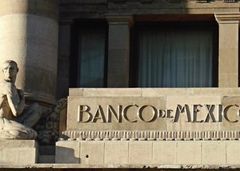 LÓPEZ OBRADOR PIDE A BANXICO NO RESCATAR EMPRESAS CON PROBLEMAS FINANCIEROS