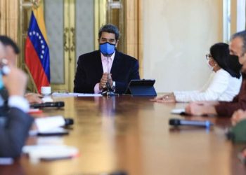 MADURO LLAMA A LA OPOSICIÓN A UNA TREGUA PARA ATENDER PANDEMIA