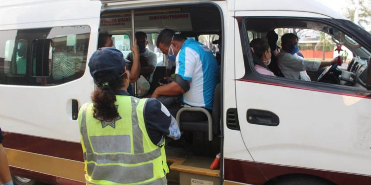 MULTA PEC A 193 AUTOMOVILISTAS POR NO RESPETAR DECRETO DE LA EMERGENCIA SANITARIA