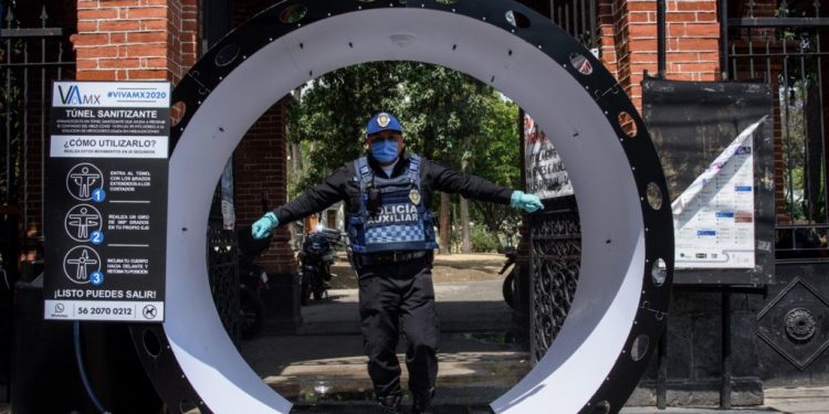 NO HAY EVIDENCIA SOBRE LA EFICACIA DE TÚNELES SANITIZANTES: SSA