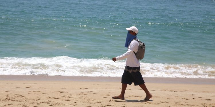 NO VAYAN A LA PLAYA EN SEMANA SANTA, PIDE LÓPEZ OBRADOR
