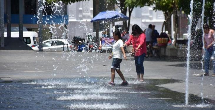 OLA DE CALOR CONTINUARÁ AZOTANDO ESTE JUEVES EN TABASCO