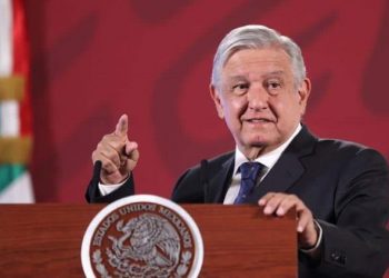 QUIENES CUESTIONAN PLAN ECONÓMICO, BUSCAN REACTIVAR LA CORRUPCIÓN: AMLO