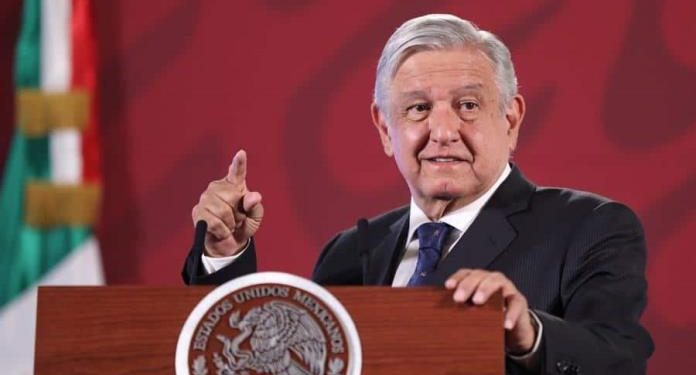 QUIENES CUESTIONAN PLAN ECONÓMICO, BUSCAN REACTIVAR LA CORRUPCIÓN: AMLO