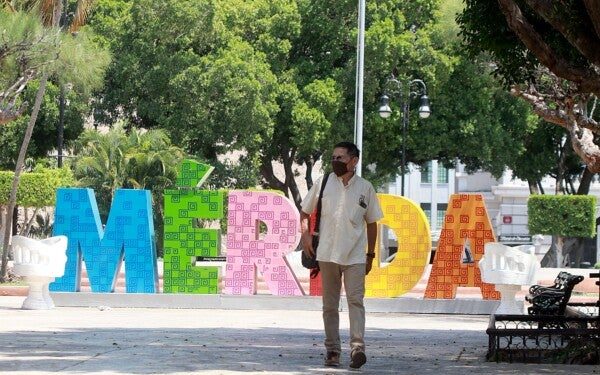 RESPONDEN MERIDANOS A LLAMADO: SE QUEDAN EN CASA