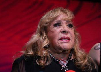 SILVIA PINAL SERÁ OPERADA DE LA CADERA TRAS SUFRIR CAÍDA EN SU CASA