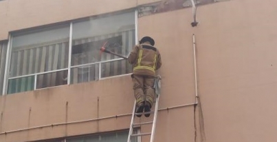 SOFOCAN INCENDIO EN ÁREA DEL AYUNTAMIENTO DE CENTRO