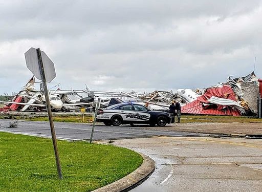 TORNADOS EN SUR DE EU DEJAN 11 MUERTOS