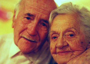 SEGÚN LOS MÉDICOS LAS ACTIVIDADES FÍSICAS PARA ADULTOS MAYORES ES IMPORTANTES.