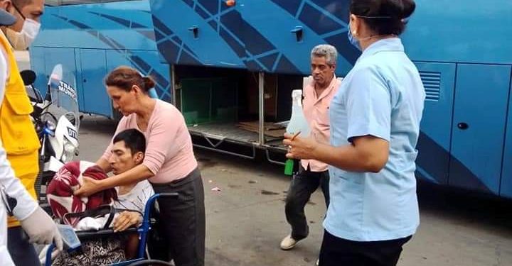 JURISDICCIÓN SANITARIA EN TABASCO SUPERVISA LLEGADA DE PASAJEROS PROCEDENTES DE QUINTANA ROO