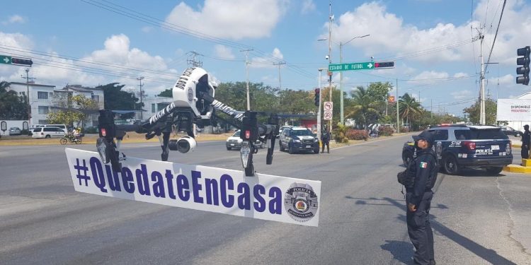 INICIA CIERRE DE VIALIDADES E INSTALACIÓN DE FILTROS SANITARIOS EN CANCÚN