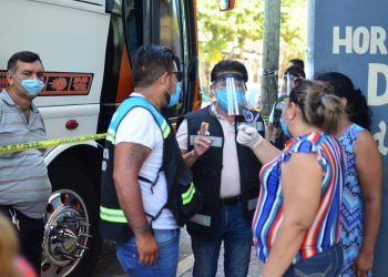 CONTINÚA SOLIDARIDAD CON APOYO DE TRANSPORTE GRATUITO A TRABAJADORES FORÁNEOS