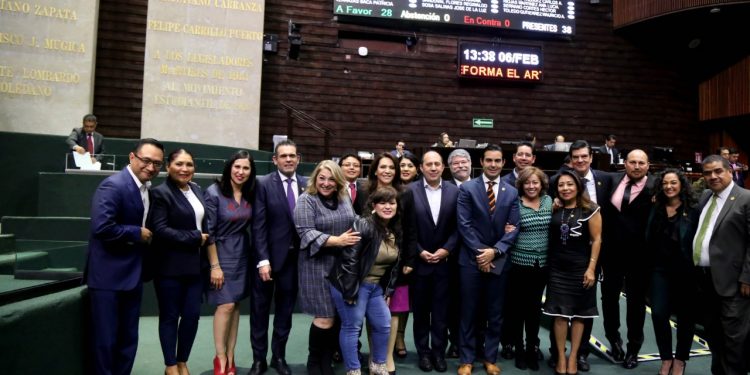 ES MOMENTO DE HACER LO SOCIALMENTE CORRECTO; LOS MEXICANOS NO ESTÁN SOLOS AFIRMÓ ADRIANA TEISSIER ZAVALA