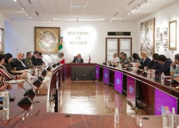 EXHORTAN A GOBERNADORES A APLICAR AUSTERIDAD REPUBLICANA.