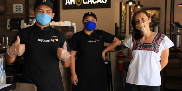 COMERCIANTES Y AYUNTAMIENTO IMPULSAN PROGRAMA “CONSUME LOCAL EN SOLIDARIDAD: LAURA BERISTAIN