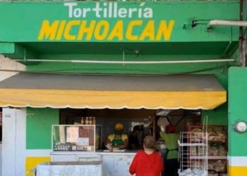 TORTILLA GRATIS PARA QUIEN LA NECESITA, EN LA 95 DE CANCÚN