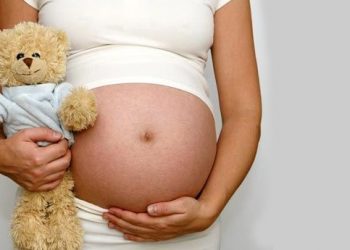 UNA NIÑA DE 14 AÑOS DA A LUZ A GEMELOS EN OAXACA