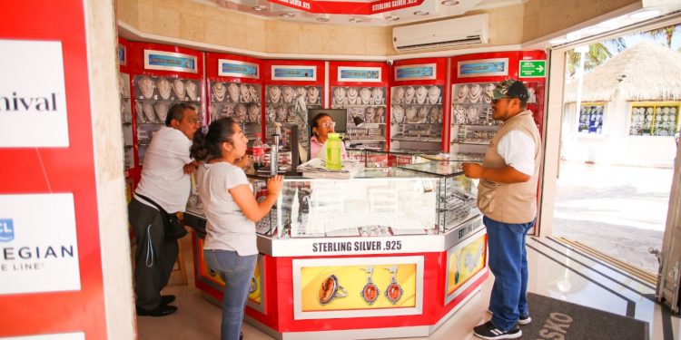 PATRONES SOLIDARIOS CON SUS TRABAJADORES EN LA EMERGENCIA SANITARIA TENDRÁN CRÉDITOS A LA PALABRA POR 25 MIL PESOS