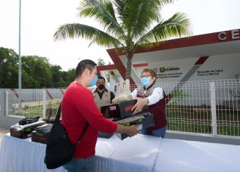 REFUERZA GOBIERNO DE SOLIDARIDAD LABORES DE PROTECCIÓN CIVIL CON EQUIPO OPERATIVO