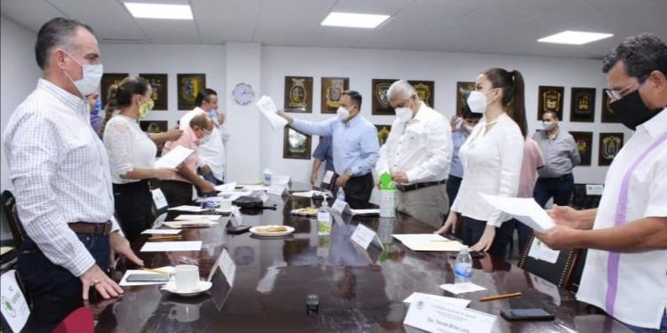 PROPONEN DESAPARICIÓN DE PODERES Y NOMBRAMIENTO DE UN CONCEJO MUNICIPAL EN JALAPA