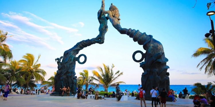 REMOZAR LA QUINTA AVENIDA, COMPROMISO QUE ESTÁ CUMPLIENDO LAURA BERISTAIN CON EL SECTOR EMPRESARIAL