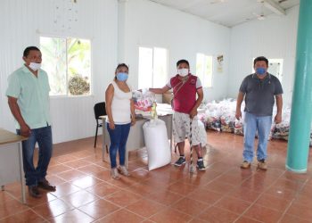 BECARIOS DE LA CASA COMUNITARIA INDÍGENA “ITSANMAJ” Y SUS TUTORES RECIBIERON AYUDA ALIMENTARIA DEL INPI