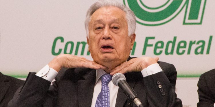 ACUSAN A HIJO DE MANUEL BARTLETT DE HACER NEGOCIO CON LA EMERGENCIA