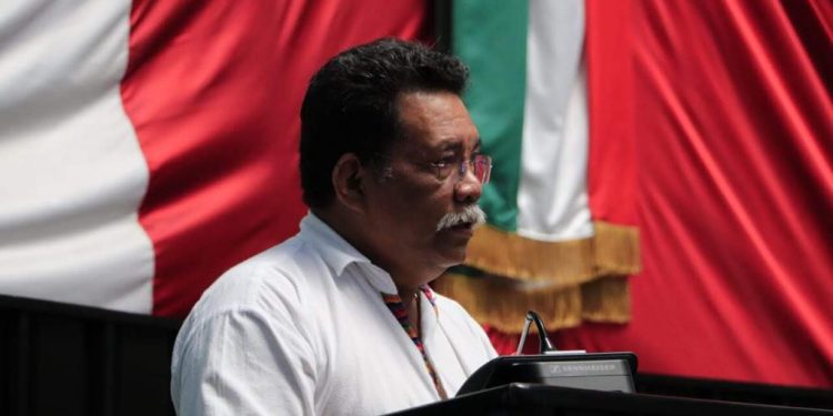 LLAMA A LA UNIDAD HERNÁN VILLATORO PARA FORTALECER A QUINTANA ROO
