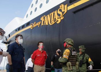 GRACIAS A COZUMEL, 68 TRABAJADORES MEXICANOS DE DISNEY, LIBRES DE COVID-19, REGRESAN HOY A SUS HOGARES: PEDRO JOAQUÍN