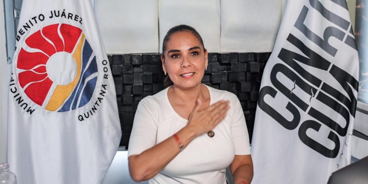 MARA FELICITA Y RECONOCE EN SU DÍA A LOS TRABAJADORES QUE ESTÁN ARRIESGANDO SU VIDA EN LA CONTINGENCIA