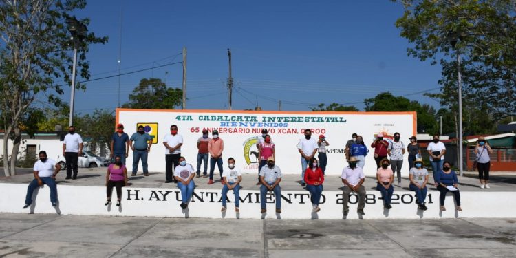 CONTINÚA LLEVANDO LA AYUDA ALIMENTARIA DEL AYUNTAMIENTO A LOS LAZAROCARDENSES.