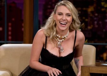 SE RUMORA QUE SCARLETT JOHANSSON ESTARÍA EMBARAZADA