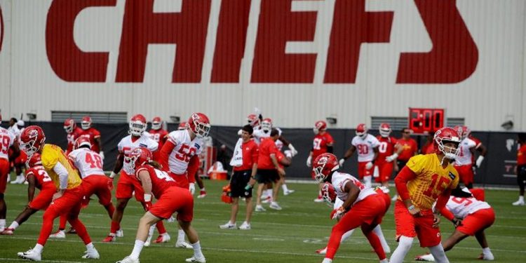 EQUIPOS DE LA NFL EL MARTES PODRÍAN REABRIR SUS INSTALACIONES