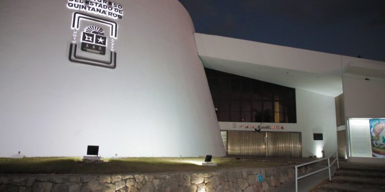 LUEGO DE MÁS DE 50 DÍAS DE TENER CERRADO EL CONGRESO, DIPUTADOS DE QUINTANA ROO REGRESARÁN A SESIONAR