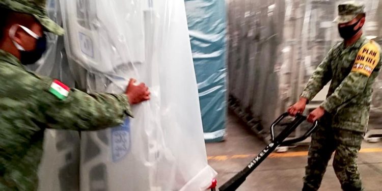 ESTRATEGIA CONTRA COVID-19: INICIA INSABI DISTRIBUCIÓN DE 1,226 CAMAS PARA HOSPITALES