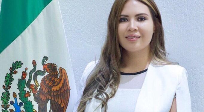JUNTOS HAREMOS RESURGIRÁ CANCÚN: ANAHÍ GONZÁLEZ