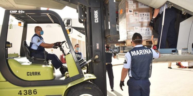 LA MARINA MANTIENE ACCIONES EN BENEFICIO DE LA POBLACIÓN Y DE LOS AFECTADOS POR EL COVID-19