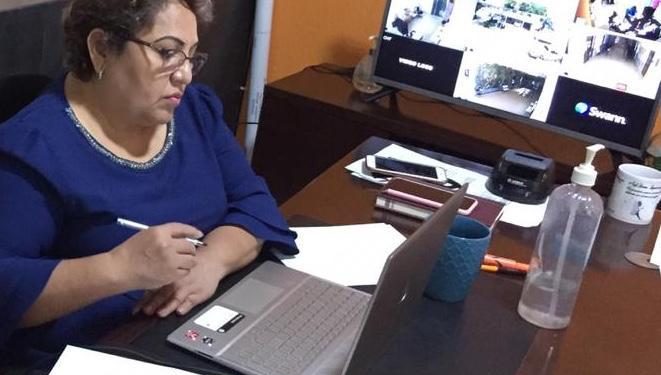 LAS MEDIDAS DE CONTENCIÓN Y PREVENCIÓN CONTRA EL COVID-19 IMPLEMENTADAS EN JOSÉ MARÍA MORELOS HAN MANTENIDO A RAYA AL CORONAVIRUS: SOFÍA ALCOCER EN VIDEOCONFERENCIA CON EL GOBERNADOR CARLOS JOAQUÍN