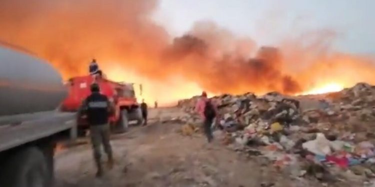 INCENDIO EN BASURERO DE OPB AFECTA A TODA LA CIUDAD