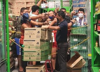SE ‘ALOCA’ LA GENTE POR CERVEZA EN CHETUMAL