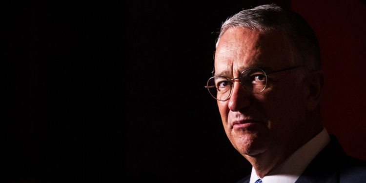 LLAMA RICARDO SALINAS PLIEGO «PENDEJOS» QUIENES GUARDAN LA CUARENTENA