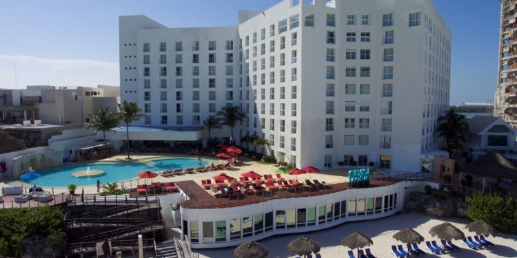 SUNSET ROYAL PREPARA SU GRAN REAPERTURA EL 13 DE JUNIO DE 2020