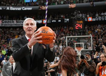 MUERE JERRY SLOAN POR MAL DE PARKINSON