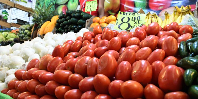 ALZA DE GASOLINA, JITOMATE Y CERVEZA IMPULSAN INFLACIÓN EN MÉXICO