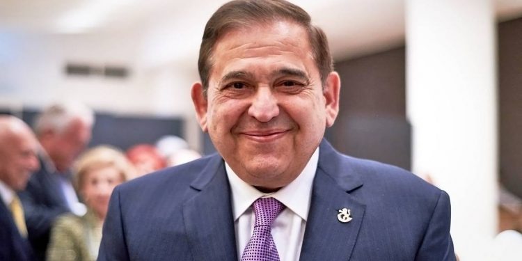 AUTORIZAN LA EXTRADICIÓN DE ALONSO ANCIRA, PRESIDENTE DE ALTOS HORNOS