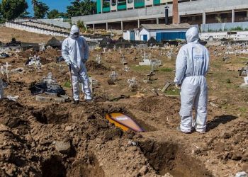 BRASIL SUPERA POR PRIMERA VEZ LOS MIL MUERTOS POR COVID-19 EN UN DÍA