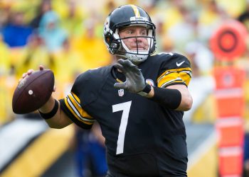 BEN ROETHLISBERGER   TOTALMENTE RECUPERADO DEL BRAZO LISTO PARA LA TEMPORADA DE LA NFL CON LOS PITTSBURGH STEELERS