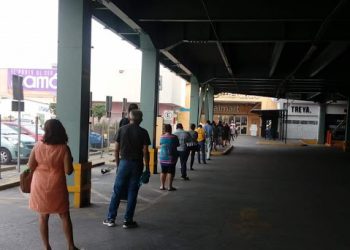 CIERRE DE NEGOCIOS LOS FINES DE SEMANA SÓLO PROVOCA AGLOMERACIONES EN SUPERMERCADOS, SEÑALA COPARMEX