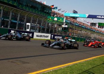 DESCARTAN CANCELAR UNA CARRERA DE F1 POR UN POSITIVO DE COVID-19
